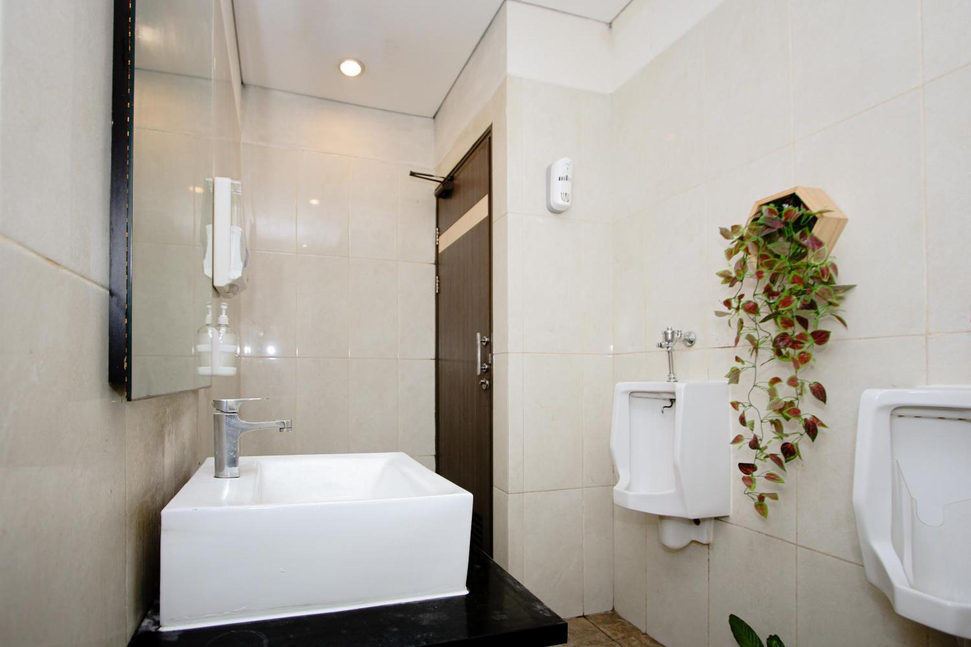 Zodiak Asia Afrika By Kagum Hotels Bandung Exterior photo