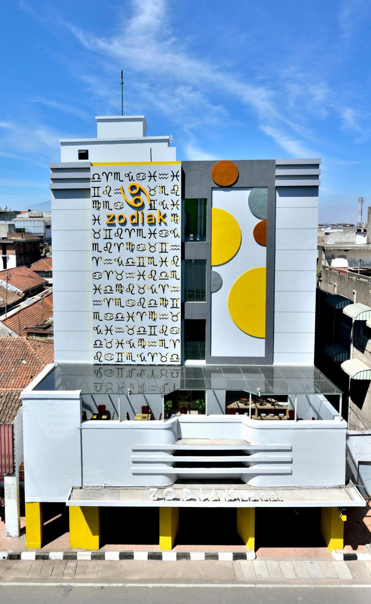 Zodiak Asia Afrika By Kagum Hotels Bandung Exterior photo