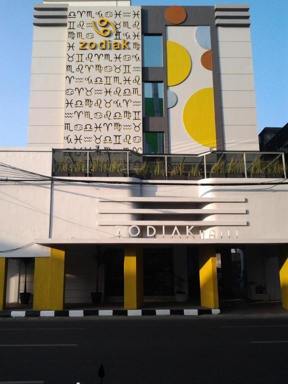 Zodiak Asia Afrika By Kagum Hotels Bandung Exterior photo