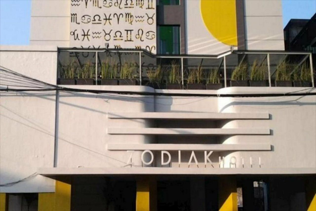 Zodiak Asia Afrika By Kagum Hotels Bandung Exterior photo
